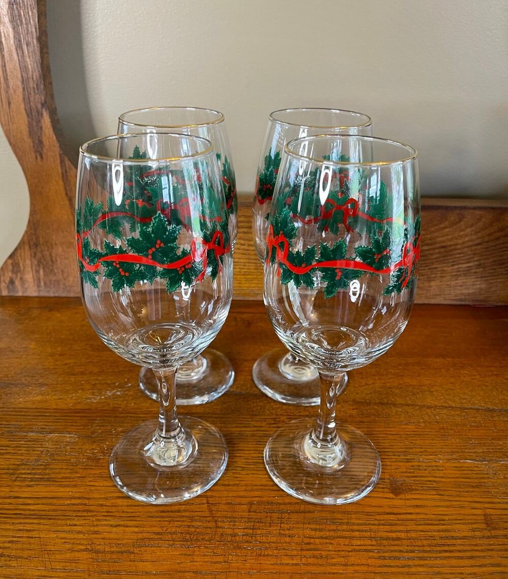 Vintage Libbey Christmas Wine / Water Glasses / Goblets Wreath & Ribbon 7.5"